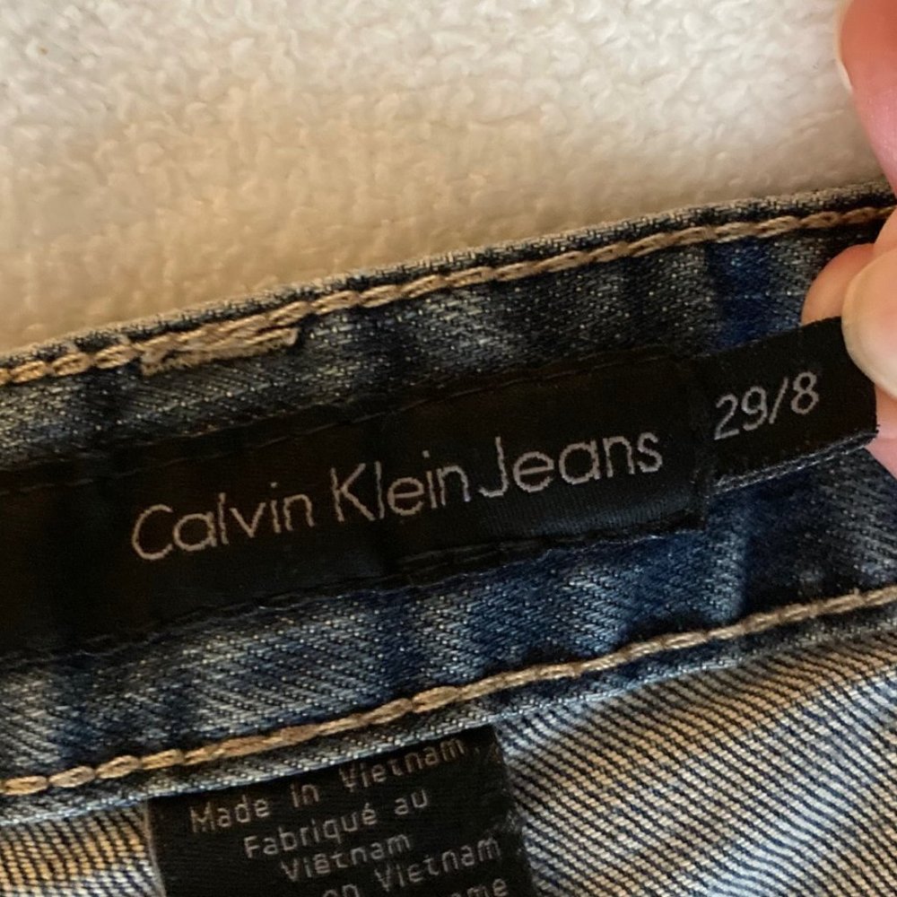 Calvin Klein Jeans medium wash - Picture 9 of 9